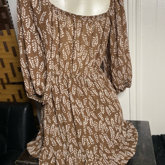Elegant Brown Floral Wrap Dress - Picture 6 of 6